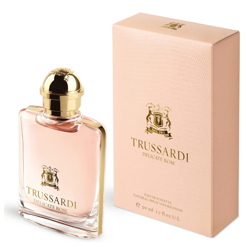 Trussardi delicate rose фото